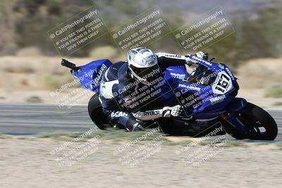 media/Oct-05-2025-CVMA (Sun) [[beeef4f201]]/Race 16-Formula Middleweight/